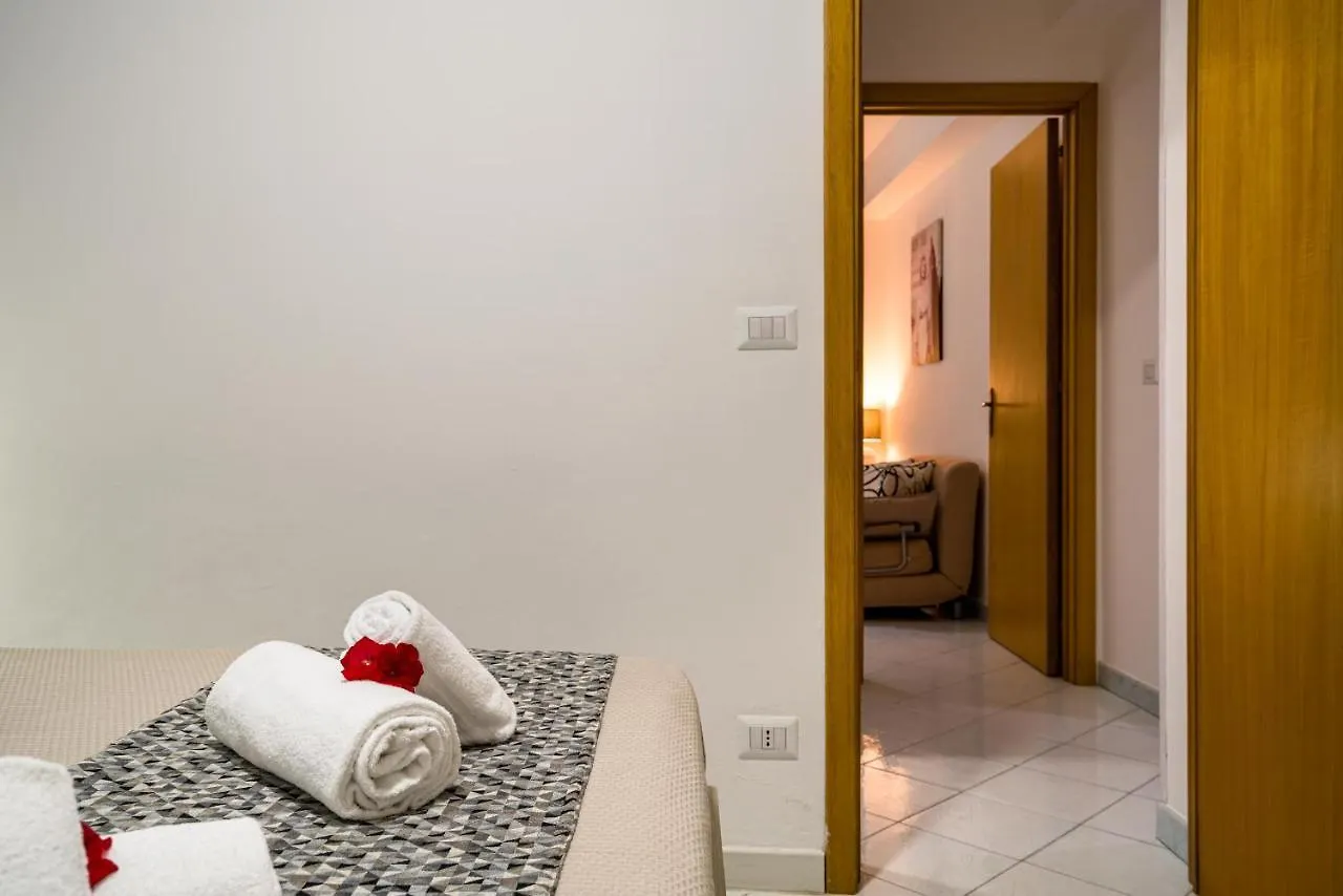 Loft Baia Di Letojanni Apartment