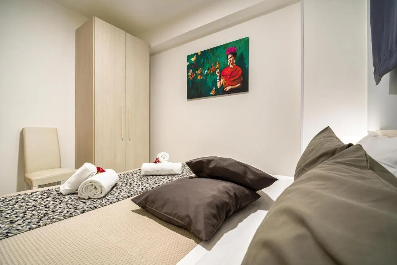Loft Baia Di Letojanni Apartment